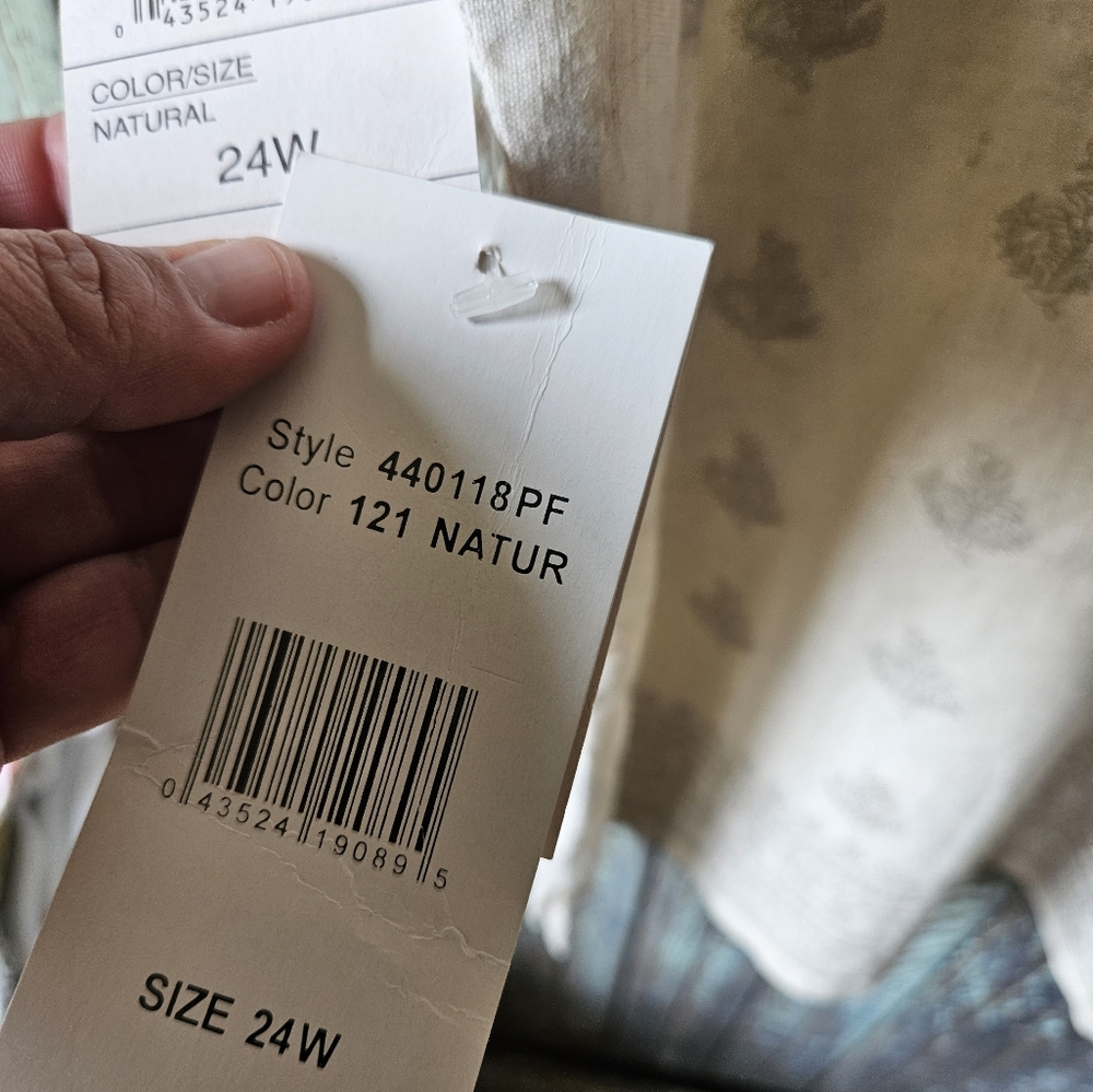 24W Studio Works Sleeveless - Picture 3 of 8